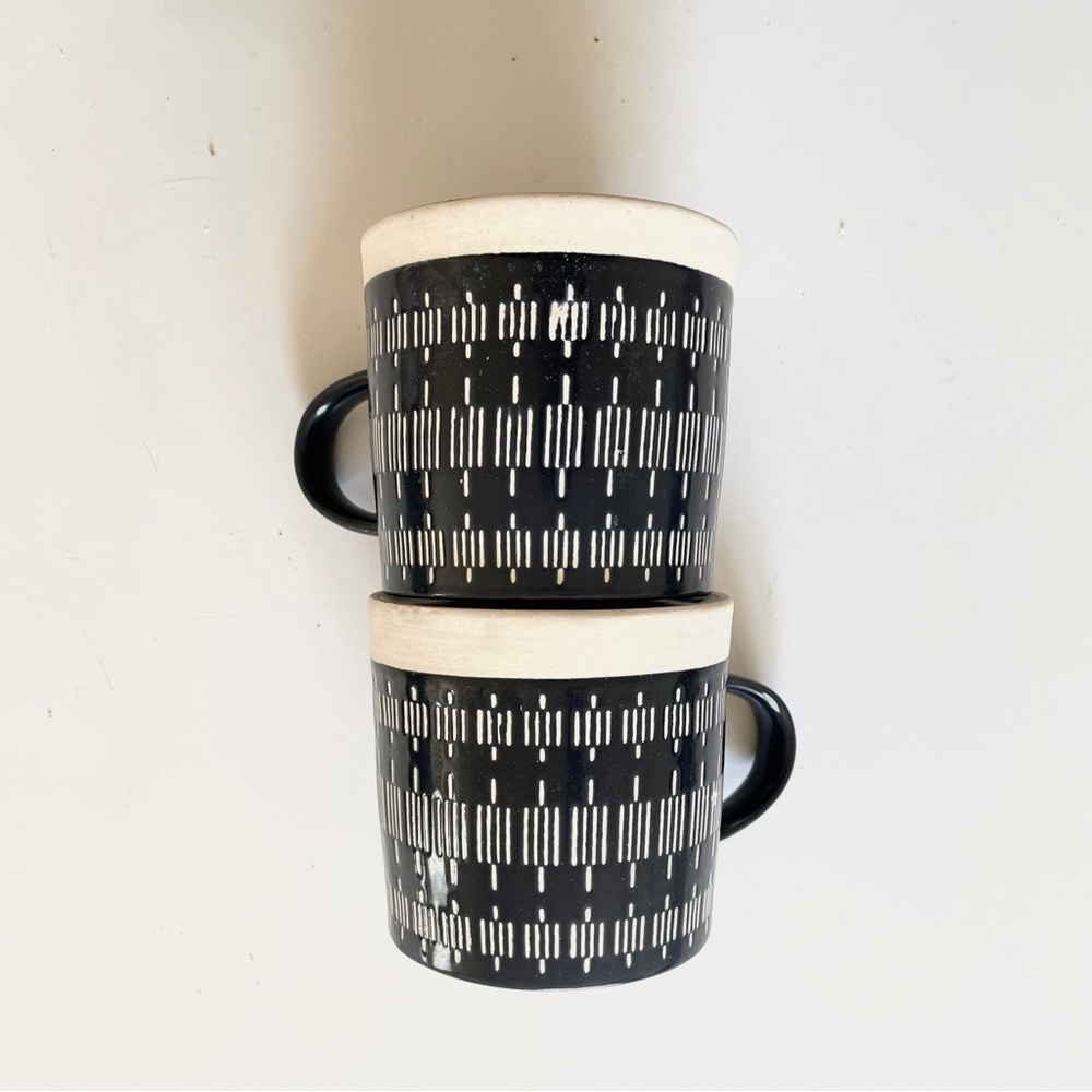 DANICA Heirloom 8 OZ Stoneware Coffee Mug Navy Ecru Geometric Boho Set 2 Scandi